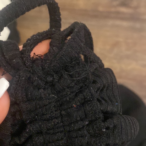 $8 black just polly shirt, medium, about belly button length but not cropped - Picture 4 of 4